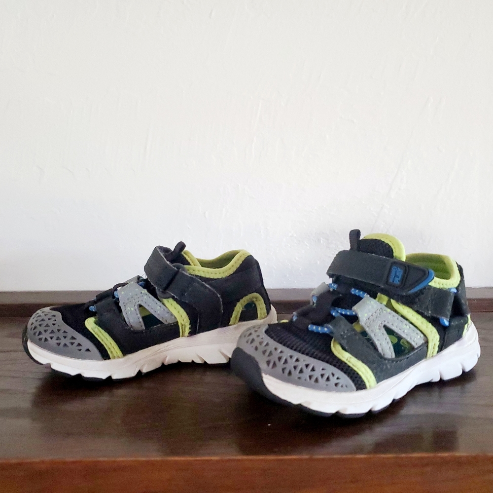 Stride Rite Sandal Sneakers